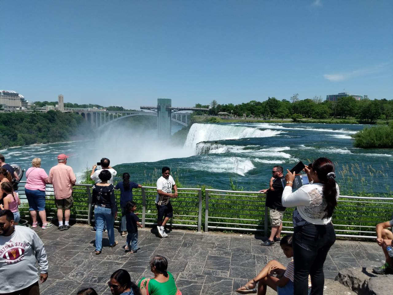 Niagara Falls One-Hour Guided Walking Tour